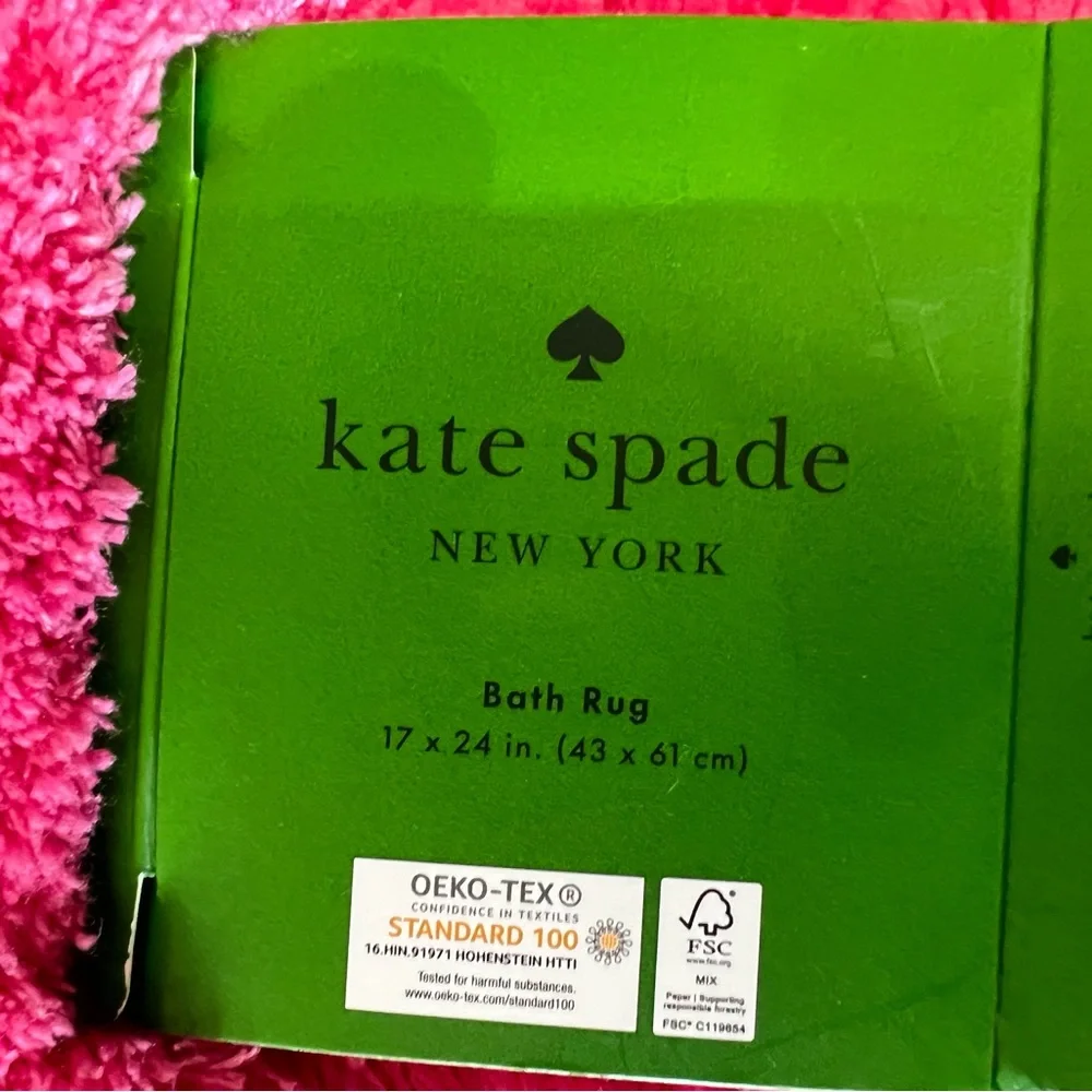 NWT Kate Spade 17x24 Bubblegum Pink Bath Rug
